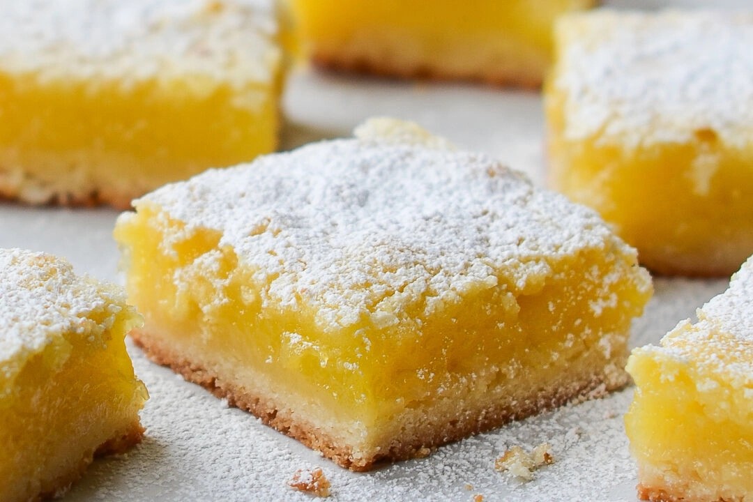 id5605428-luscious-lemon-bars-1080x720