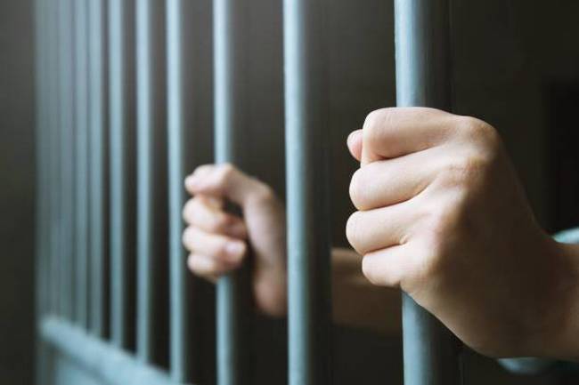 Италия арестовала 13 тюремных надзирателей из-за подозрений в пытках несовершеннолетних заключенных