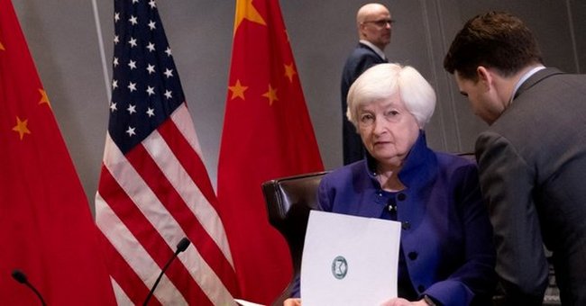 Министр финансов США Джанет Йеллен во вторник в подготовленном выступлении предупредила о дальнейших санкциях против Ирана после его беспрецедентного нападения на Израиль в выходные