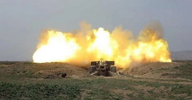 Азербайджан утверждает, что Армения 16 раз обстреливала его военные позиции