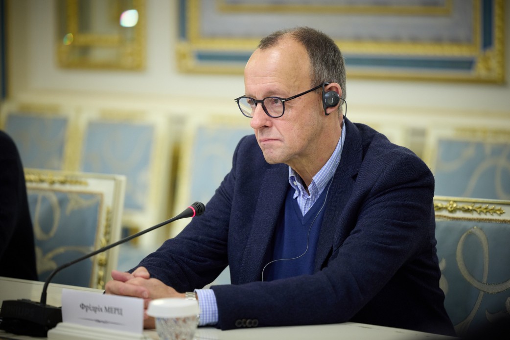 Лідер німецької опозиції заявив: ми припинимо змушувати Україну воювати однією рукою